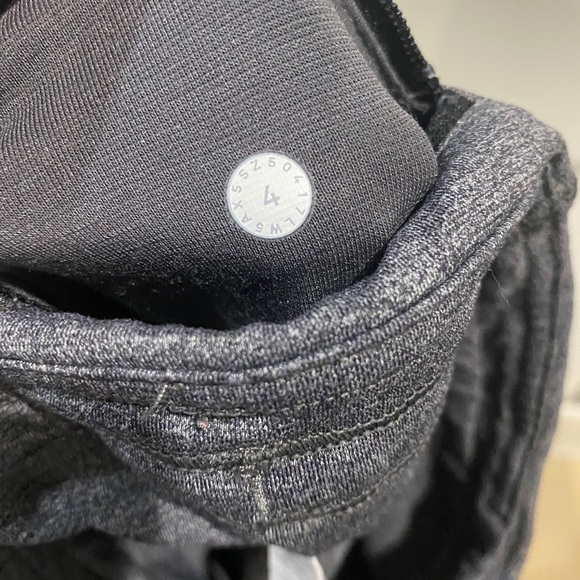 Lululemon full length leggings - Picture 5 of 5